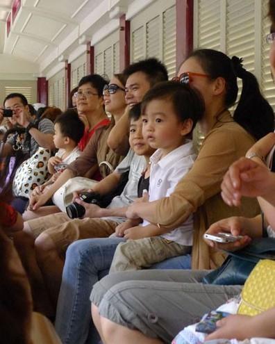 �c(di��n)���鿴��һ�(y��)