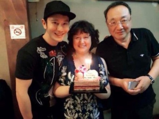 �S������ȫ�Ҹ����ʃ�ϱAngelababy�@���Śg��