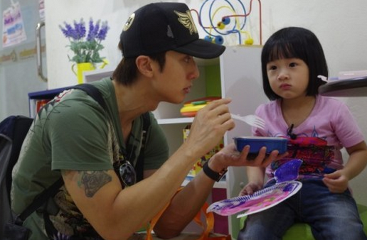 ���������������������G��(d��ng)�� ����Ů���ɐ�(��i)��ݔ��Ԋ(sh��)�g