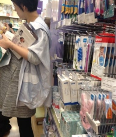 �O��Ů���ѫ@�ۼ� ���Ɏ������m�Ќ���z10��