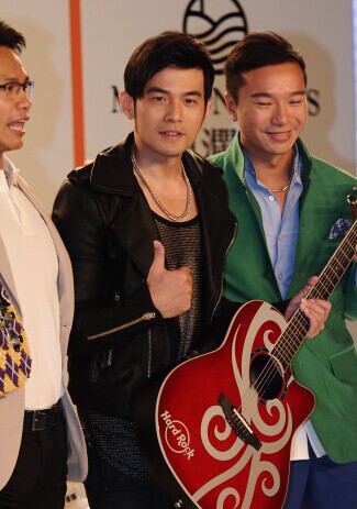 �ܽ܂�ժ����䡱���J(r��n)��׃